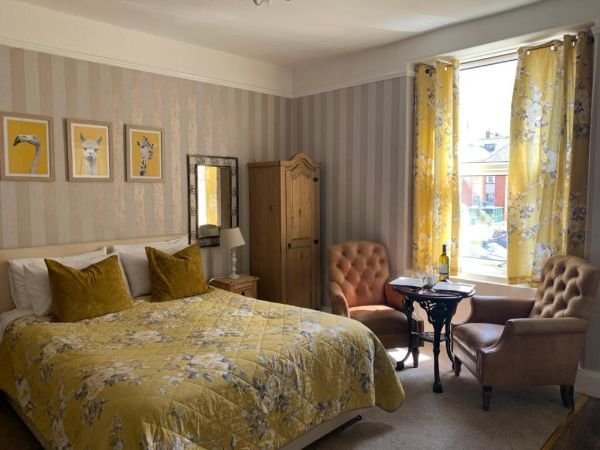  Clifton Villa Guest House Llandudno