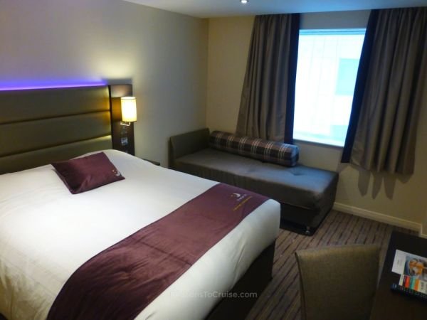 Premier Inn Heathrow Airport Terminal 4 Hotel
