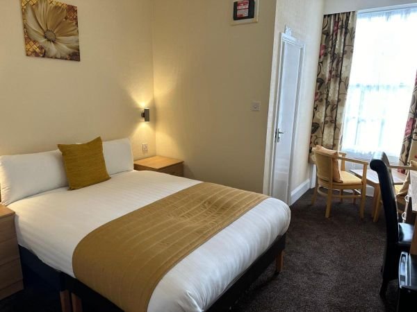  Clifton Hotel Scarborough 