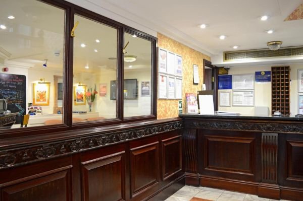  The Ashley Hotel Manchester