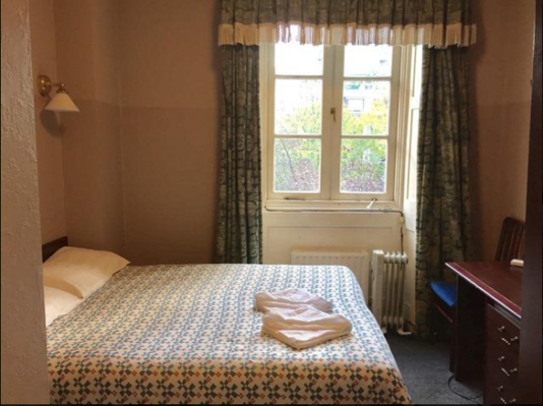 Four Stars Hotel London
