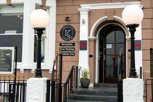 Lauriston & Lawton Court Hotel Llandudno