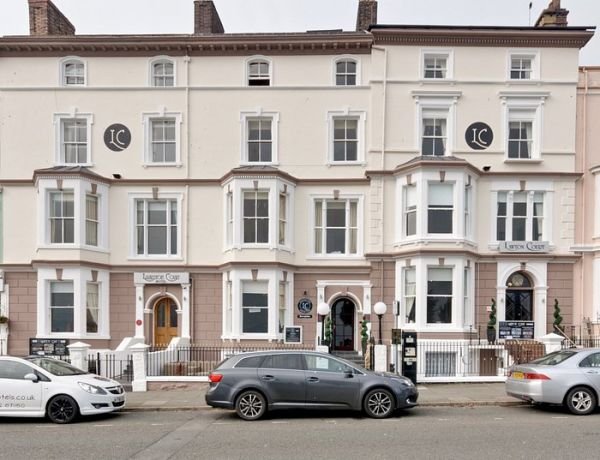 Lauriston & Lawton Court Hotel Llandudno
